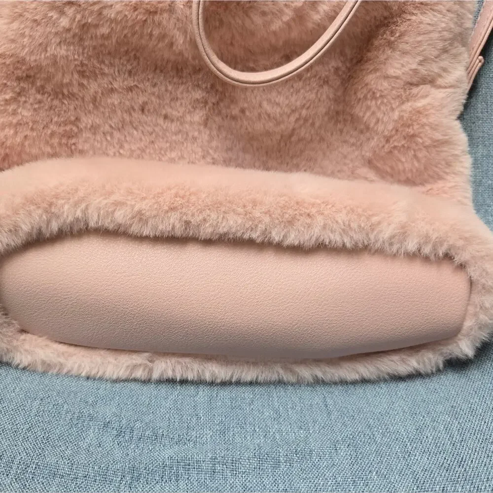 Juicy Couture Faux Fur Fluffy Mini Tote Handbag Dusty Blush Pink Y2K - Picture 12 of 14